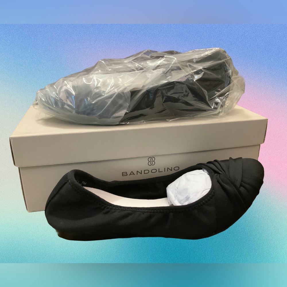 Bandolino Classic Black Slip-On Flats Size 7